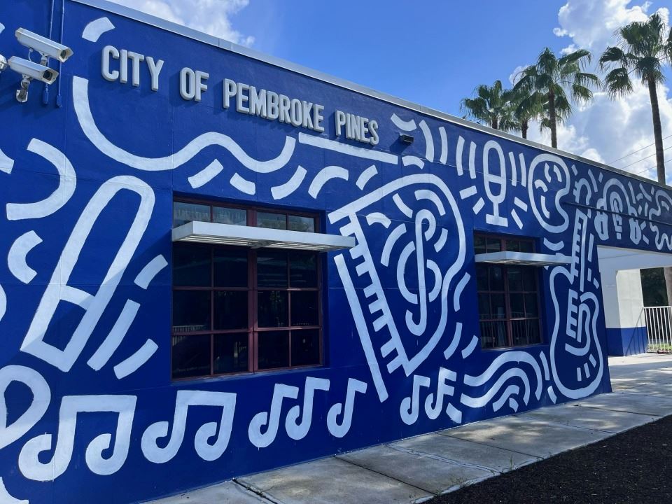 Mural Pines Art Center